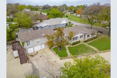 1301 Grand Avenue, Fort Worth, TX 76164 - Photo 1