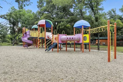 88 Live Oak Street, Alvarado, TX 76009 - Photo 5