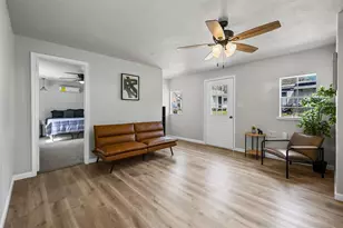 88 Live Oak St, Alvarado, TX 76009 - Photo 3