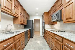 6807 Anglebluff Cir, Dallas, TX 75248 - Photo 15