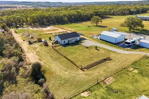 2225 J E Woody Rd, Springtown, TX 76082 - Photo 25