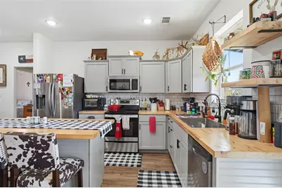 2225 J E Woody Road, Springtown, TX 76082 - Photo 15