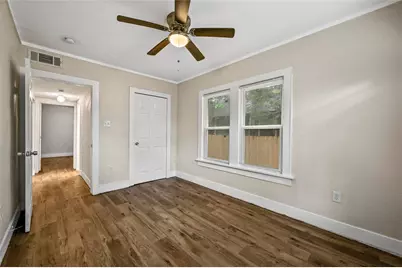 1016 E Arlington Avenue, Fort Worth, TX 76104 - Photo 11