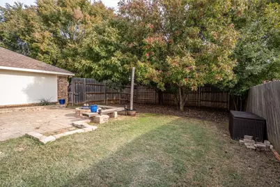 1601 Autumn Breeze Lane, Lewisville, TX 75077 - Photo 27
