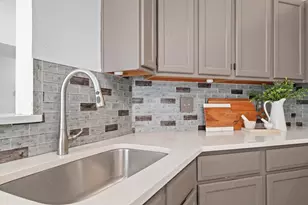 1601 Autumn Breeze Ln, Lewisville, TX 75077 - Photo 13