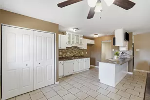 6520 Yarmouth Ave, North Richland Hills, TX 76182 - Photo 19