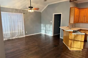 921 Cloud Croft, Hewitt, TX 76643 - Photo 5