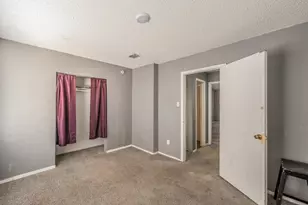 2215 Aspen Dr, Dallas, TX 75227 - Photo 21