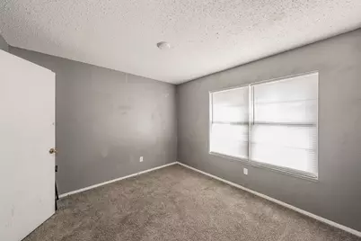 2215 Aspen Drive, Dallas, TX 75227 - Photo 23