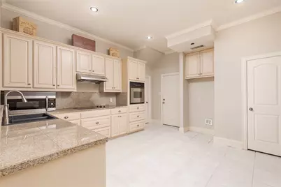 2811 Meadowside Drive, McKinney, TX 75071 - Photo 11