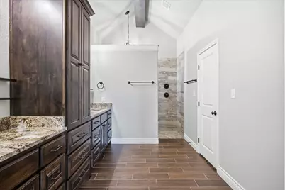 1801 Rockview Drive, Granbury, TX 76049 - Photo 19