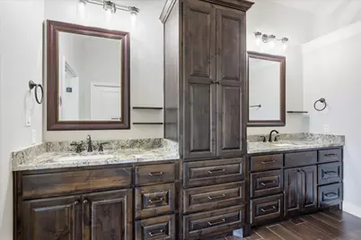1801 Rockview Drive, Granbury, TX 76049 - Photo 17