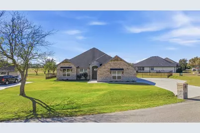 1801 Rockview Drive, Granbury, TX 76049 - Photo 3