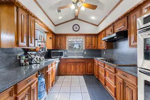 1519 Shannon Pl, Carrollton, TX 75006 - Photo 13