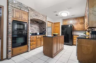 852 Windsong Ct, Bedford, TX 76021 - Photo 7