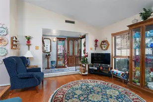 4016 Rushview Dr, Arlington, TX 76016 - Photo 3