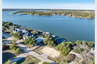 2306 Creek Drive, Granbury, TX 76048 - Photo 37