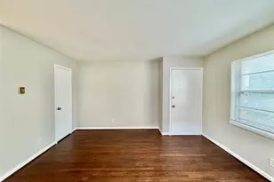 4916 Worth St, Dallas, TX 75214 - Photo 3