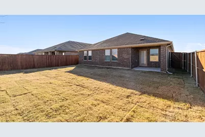 3933 Limestone Bluff Drive, Celina, TX 75009 - Photo 31