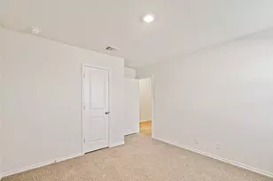 3933 Limestone Blf Dr, Celina, TX 75009 - Photo 9