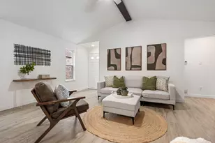 2334 Markland St, Irving, TX 75060 - Photo 5