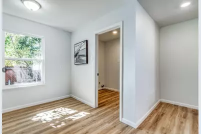 8011 Woodhue Road, Dallas, TX 75228 - Photo 9