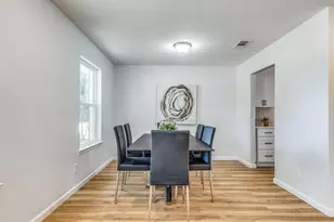 8011 Woodhue Rd, Dallas, TX 75228 - Photo 7