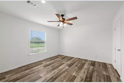 4405 Rocking K Drive, Bellmead, TX 76705 - Photo 15