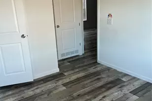 4405 Rocking K Dr, Bellmead, TX 76705 - Photo 9