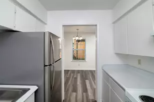 7050 Glenview Dr, North Richland Hills, TX 76180 - Photo 9