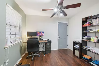 912 S Old Orchard Lane, Lewisville, TX 75067 - Photo 7