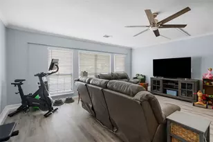 2038 Rose Hill Rd, Carrollton, TX 75007 - Photo 19