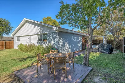 2038 Rose Hill Road, Carrollton, TX 75007 - Photo 35