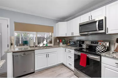 2038 Rose Hill Road, Carrollton, TX 75007 - Photo 13