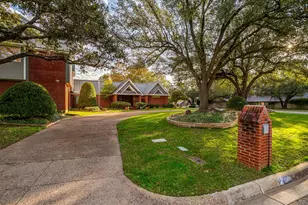 5800 End O Trail, Fort Worth, TX 76112 - Photo 3