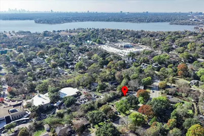 821 Peavy Road, Dallas, TX 75218 - Photo 19