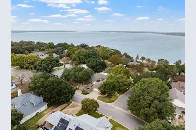 3900 Green Valley Drive, Waco, TX 76710 - Photo 35