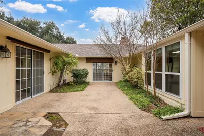 3900 Green Valley Drive, Waco, TX 76710 - Photo 29