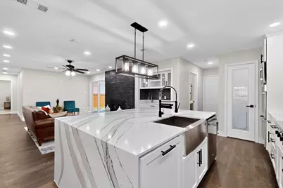 10132 Medlock Drive, Dallas, TX 75218 - Photo 13