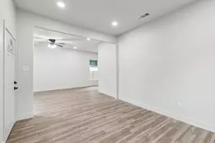 2904 Valentine St, Dallas, TX 75215 - Photo 5