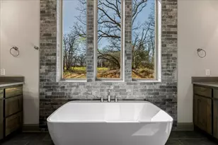 131 Spring Valley Rd, Paradise, TX 76073 - Photo 21