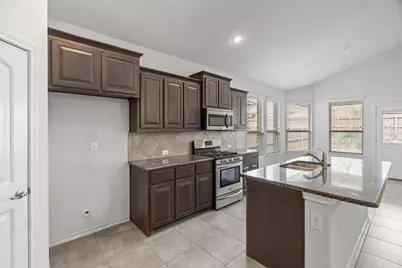 15816 Oak Pointe Drive, Fort Worth, TX 76177 - Photo 9