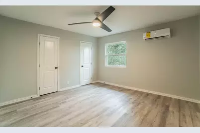 1704 Hillside Drive, River Oaks, TX 76114 - Photo 13