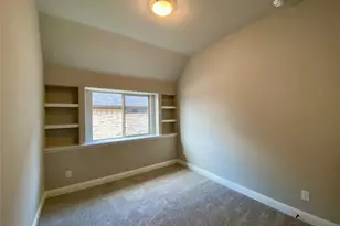 530 Aldred St, Greenville, TX 75401 - Photo 7