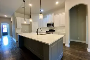 530 Aldred St, Greenville, TX 75401 - Photo 13