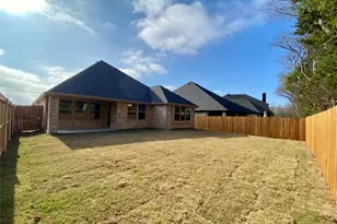 530 Aldred St, Greenville, TX 75401 - Photo 25