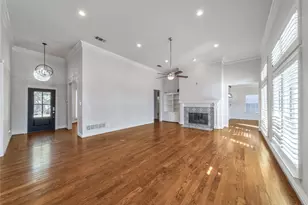 4112 Fairlakes Ct, Dallas, TX 75228 - Photo 9