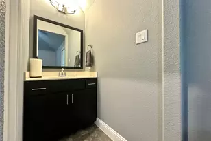 1900 Cedar Bluff Pkwy, Mansfield, TX 76063 - Photo 23