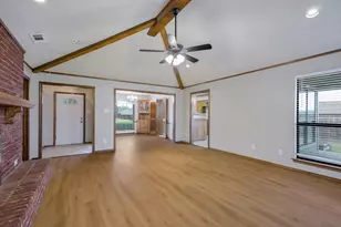 2505 Club Meadow Dr, Garland, TX 75041 - Photo 3