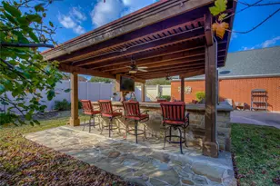 6404 Creekside Dr, Greenville, TX 75402 - Photo 5